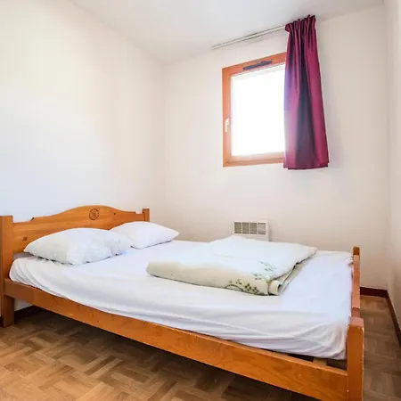 Le Cheval Blanc - 2 Pieces Pour 6 Personnes 193114 Apartment Modane